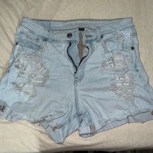 American Eagle Mom Short